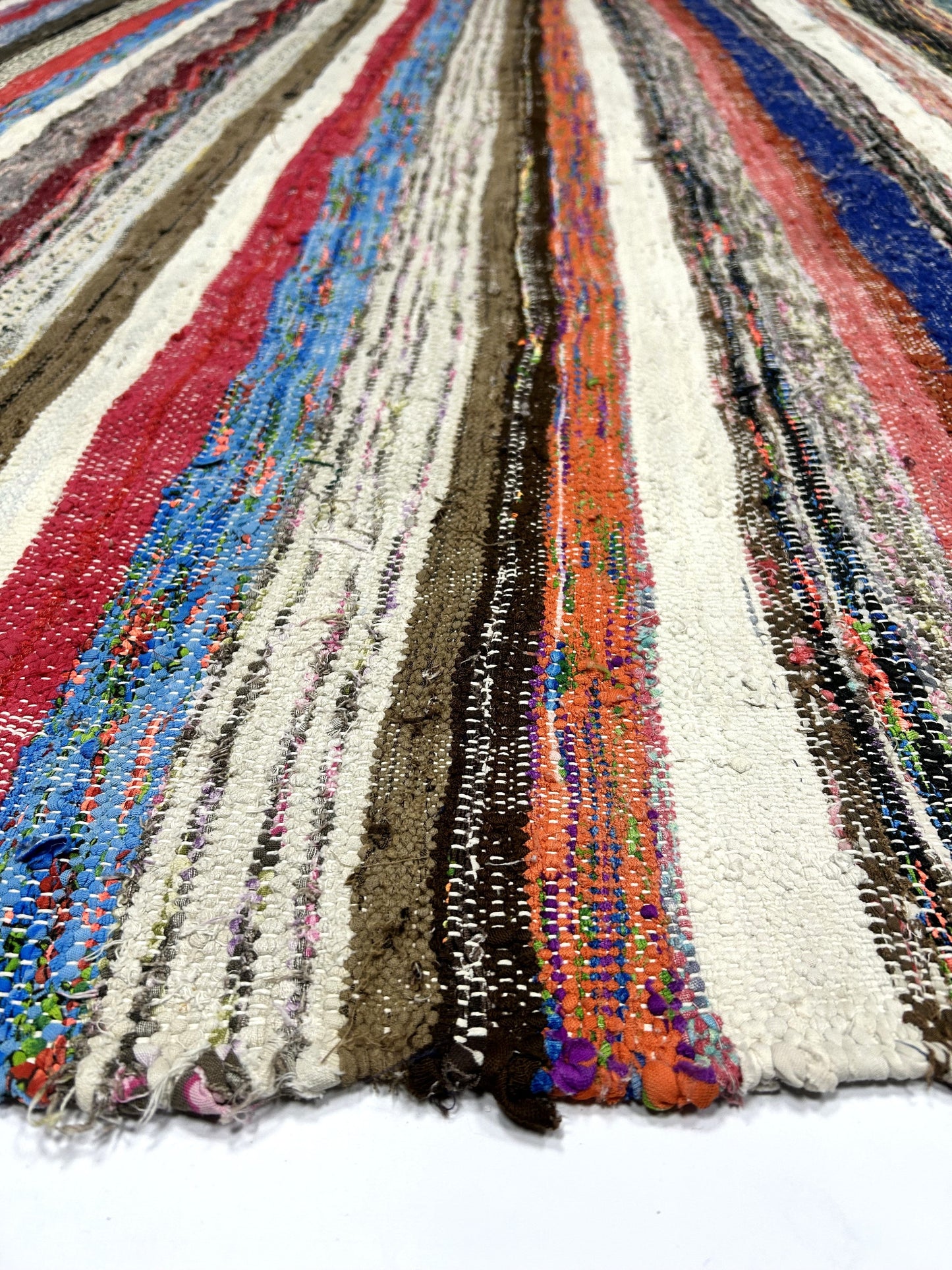 Vintage Kilim, Caput (5'.8" x 9'.2") 49676