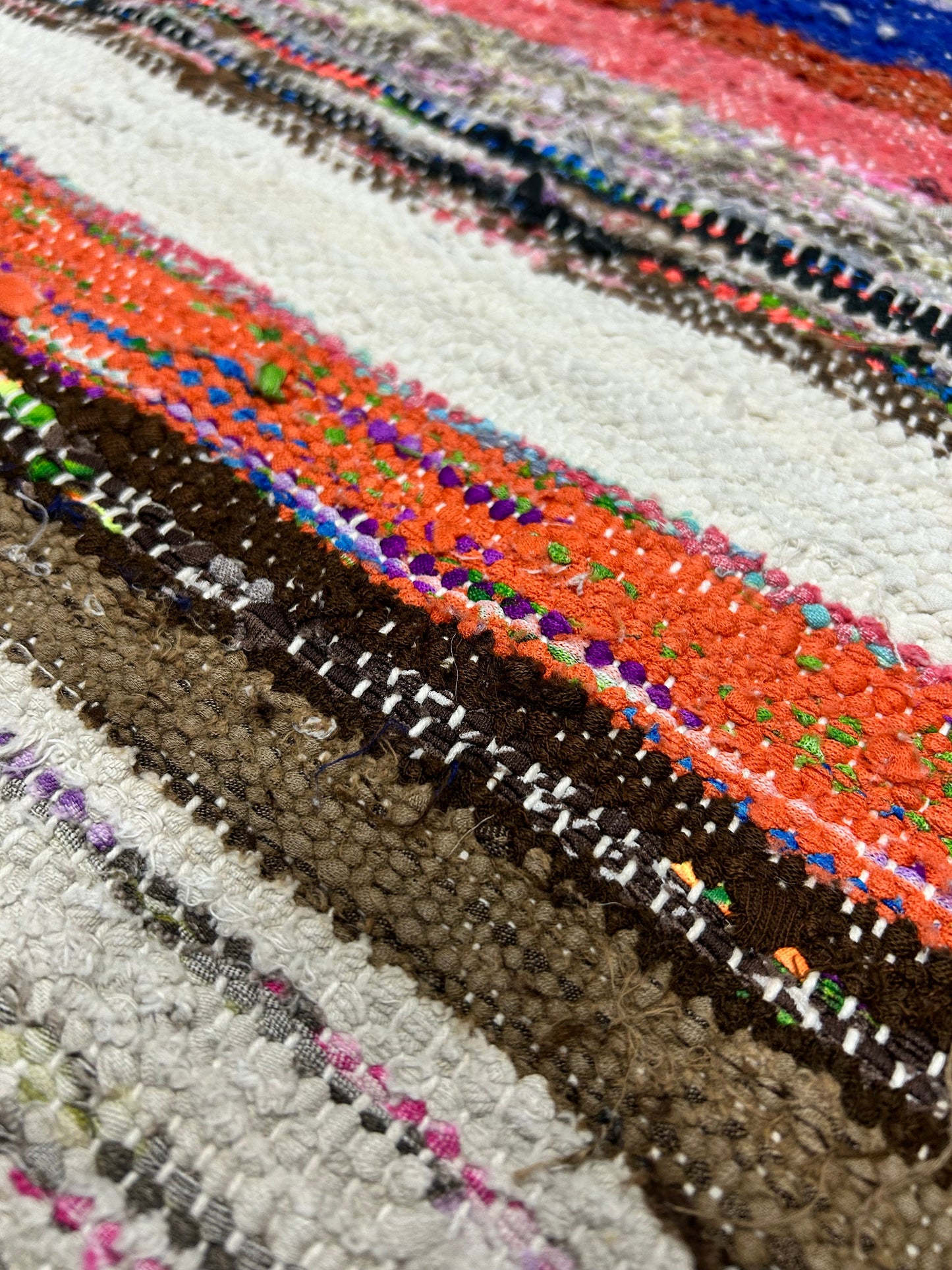Vintage Kilim, Caput (5'.8" x 9'.2") 49676