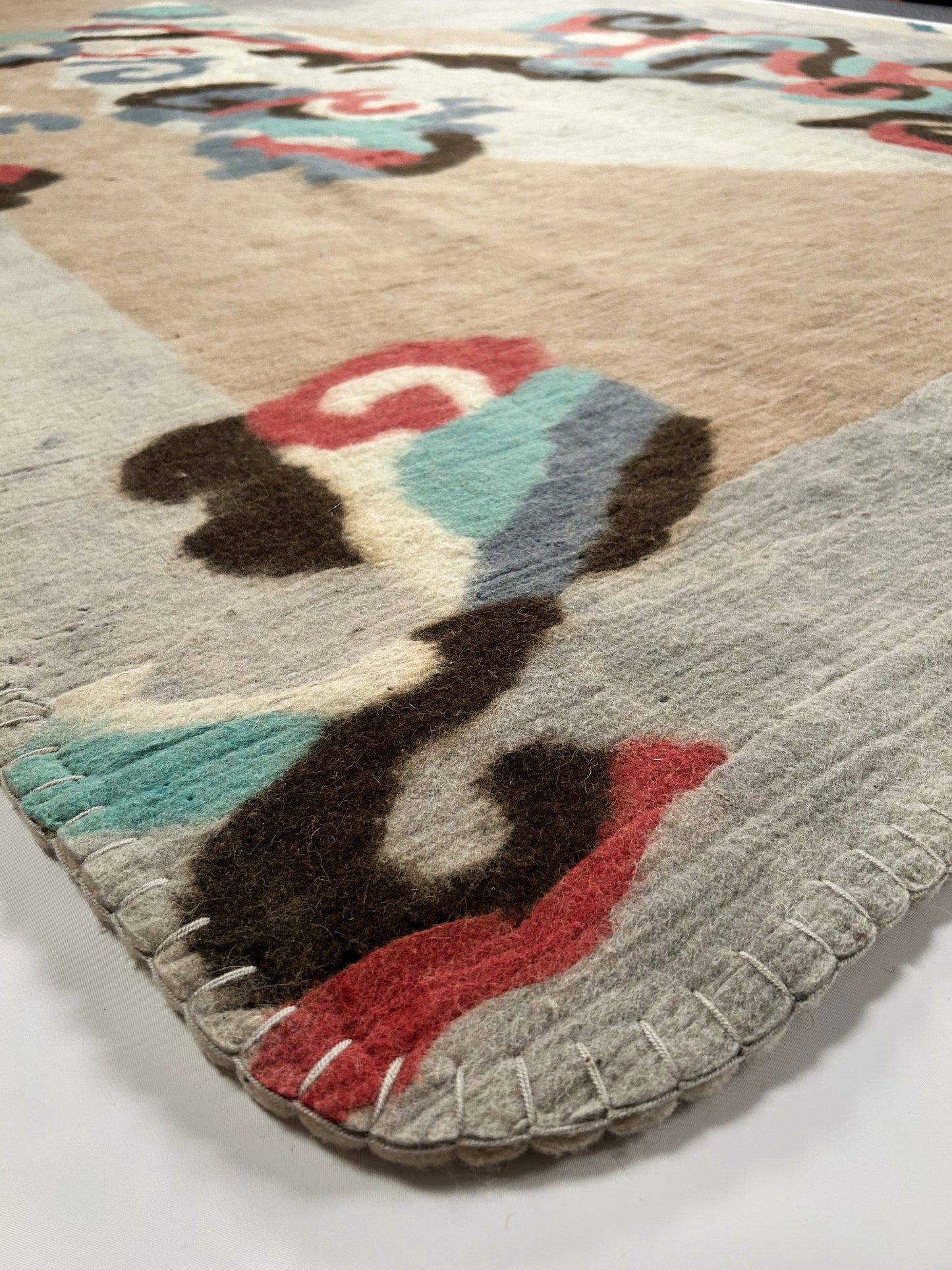 Felt Rug ( 8'.2" x 8'.10" ) 44312