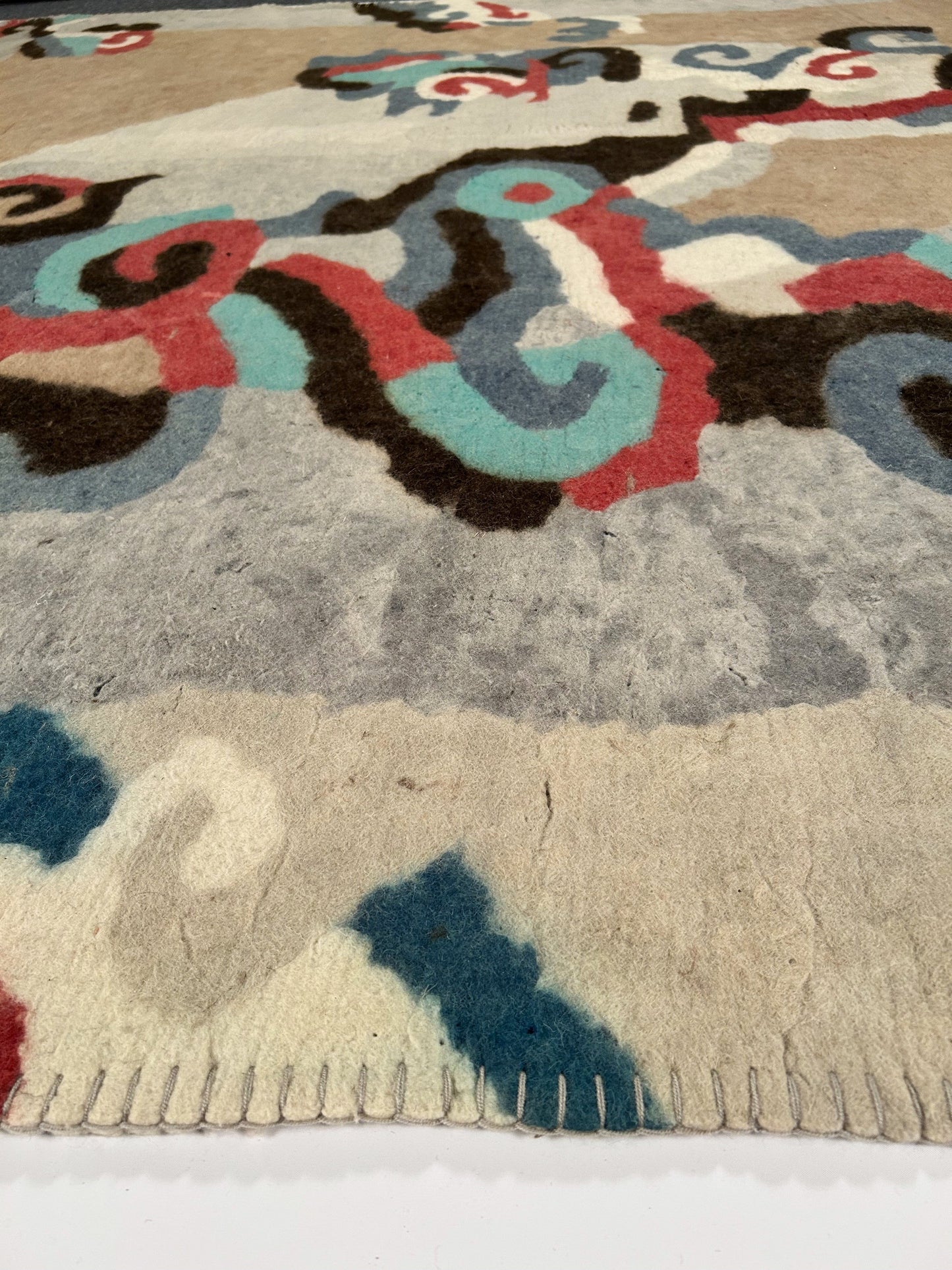 Felt Rug ( 8'.2" x 8'.10" ) 44312