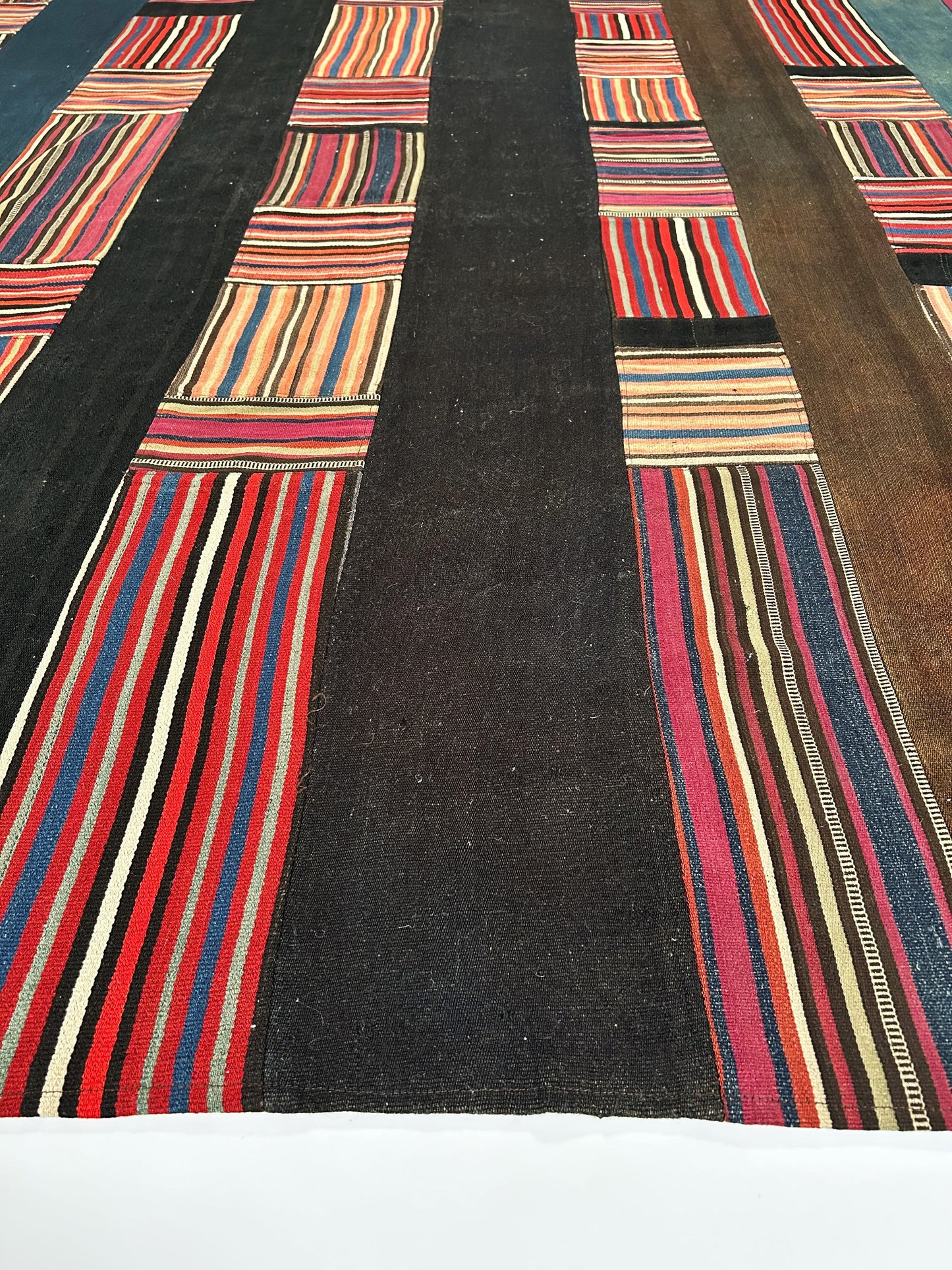 Patchwork, Savan ( 7'.7" x 11'.2" ) 50293