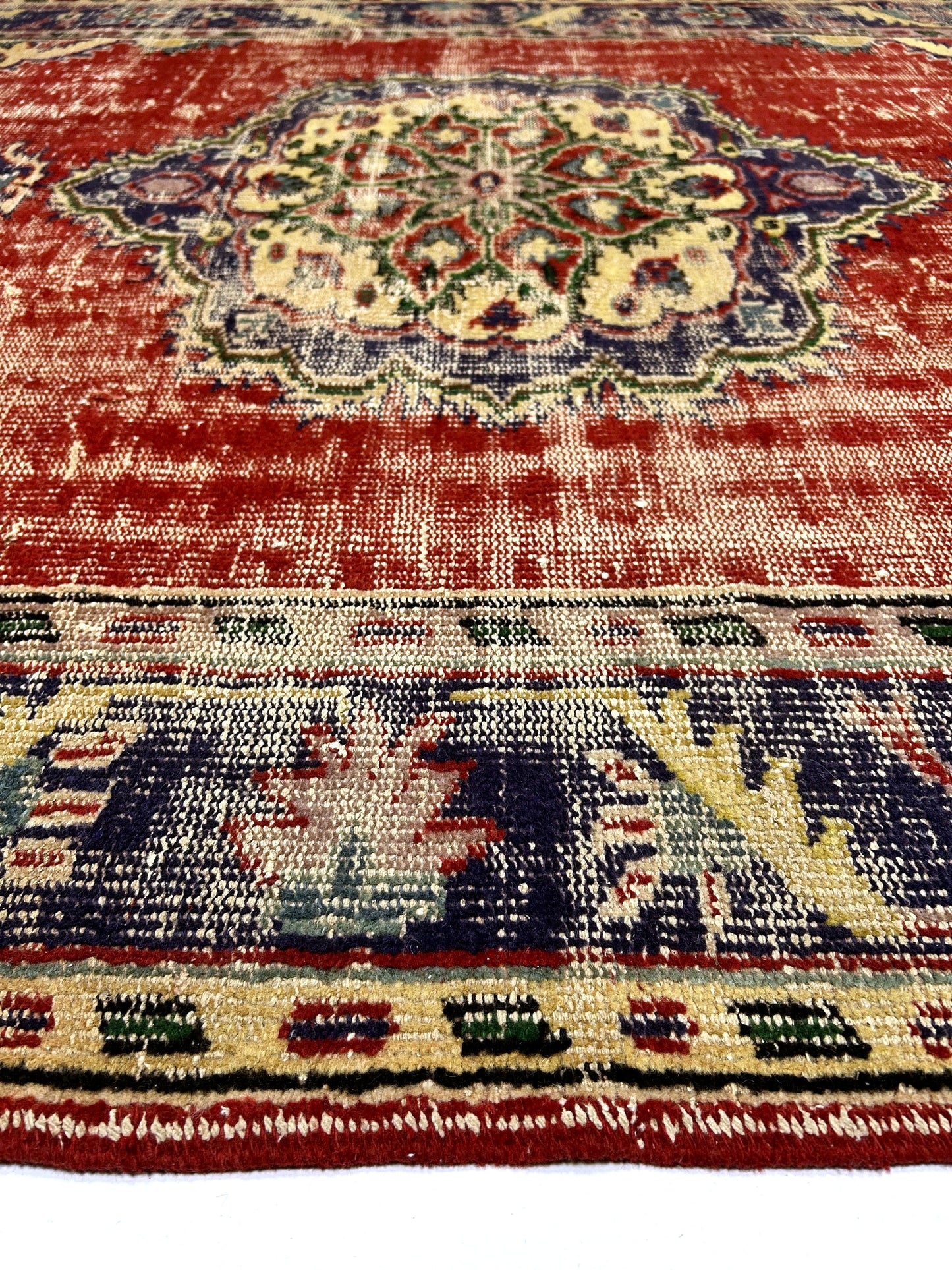Vintage Anatolian, Demirci (6'.1" x 9'.1") 49639