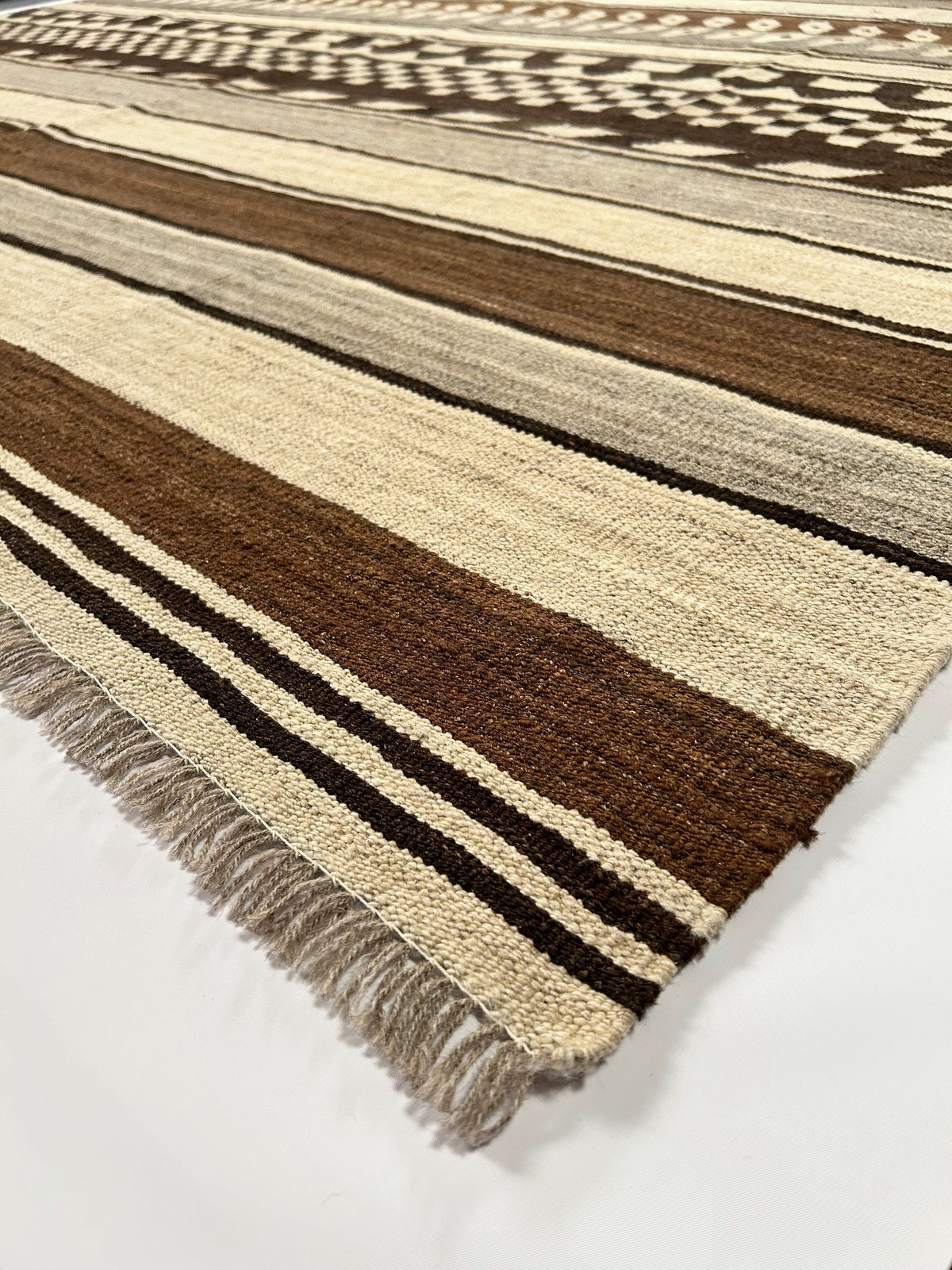 Keci Kilim ( 8'.4" x 9'.10" ) Program Call For Stock