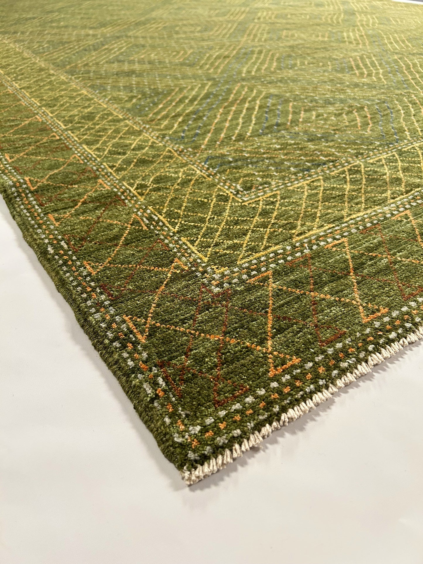 Alpine Collection, YT-646B ( 8'.1" x 10' ) 140