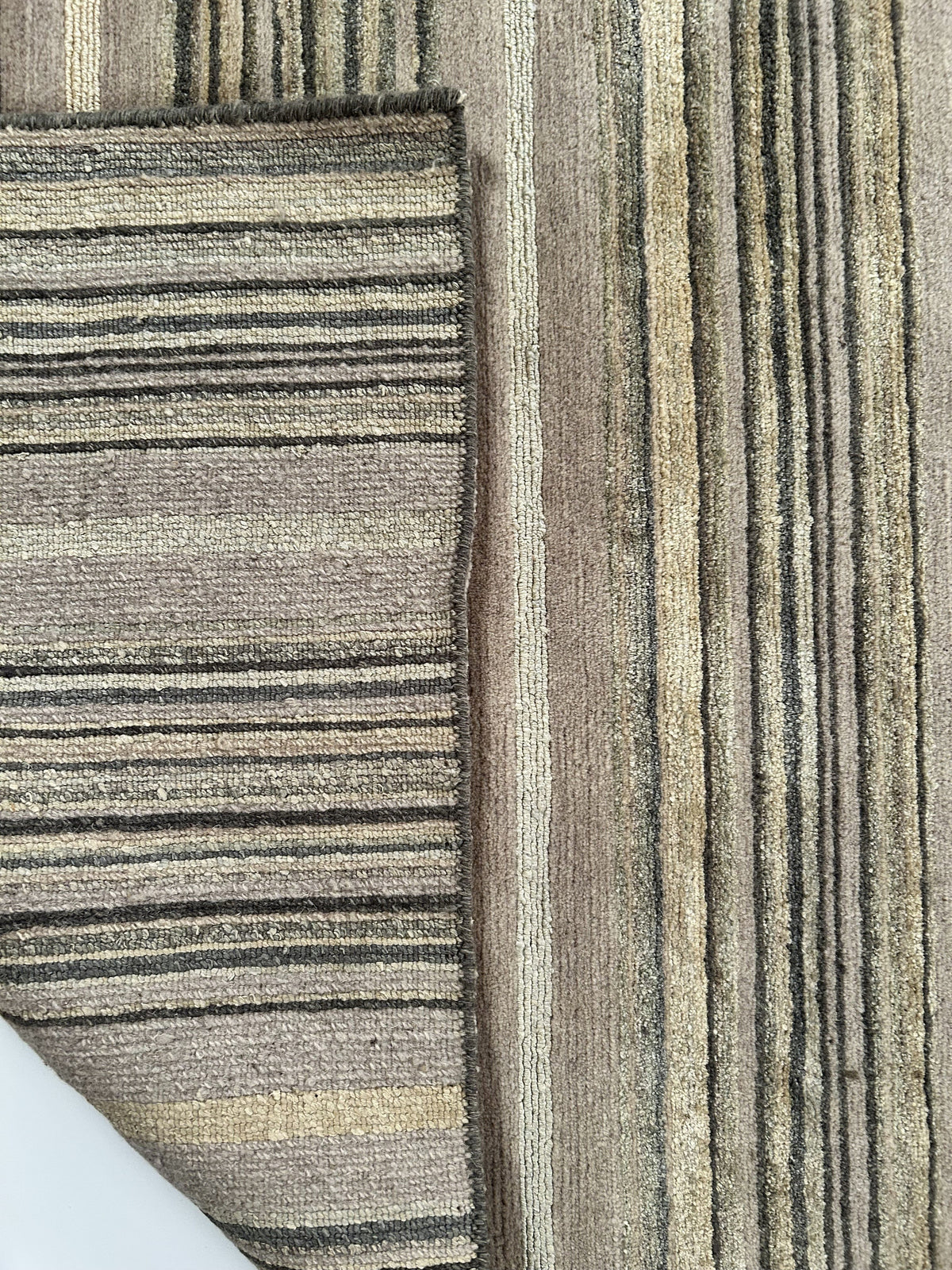 Tibet Carpets, Stana ( 8'.8" x 9' ) 47113