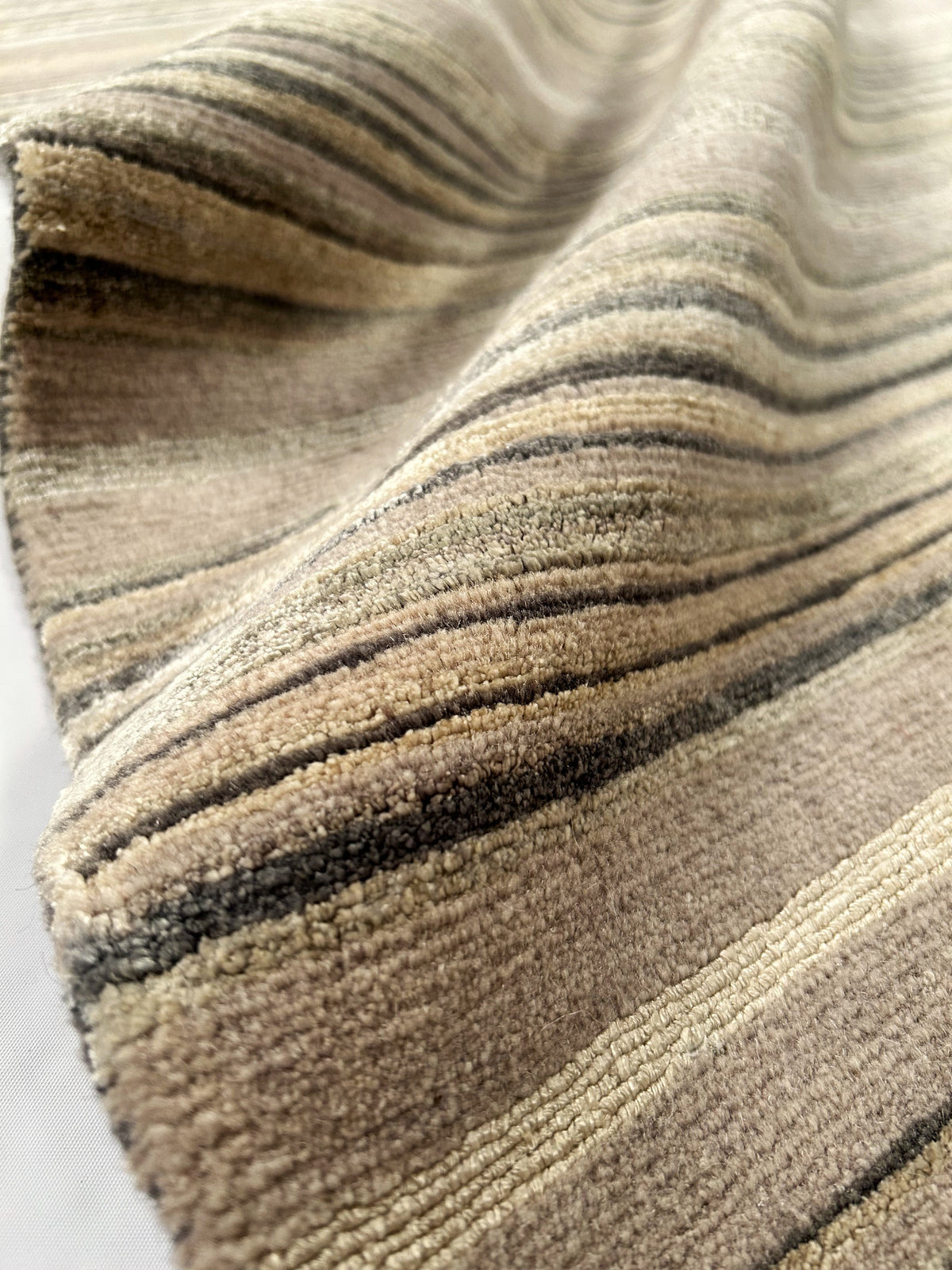 Tibet Carpets, Stana ( 8'.8" x 9' ) 47113