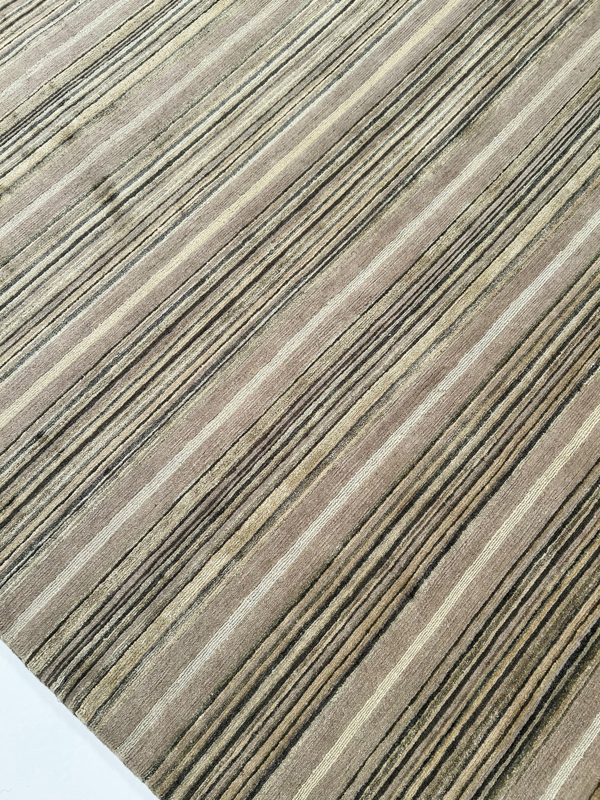 Tibet Carpets, Stana ( 8'.8" x 9' ) 47113