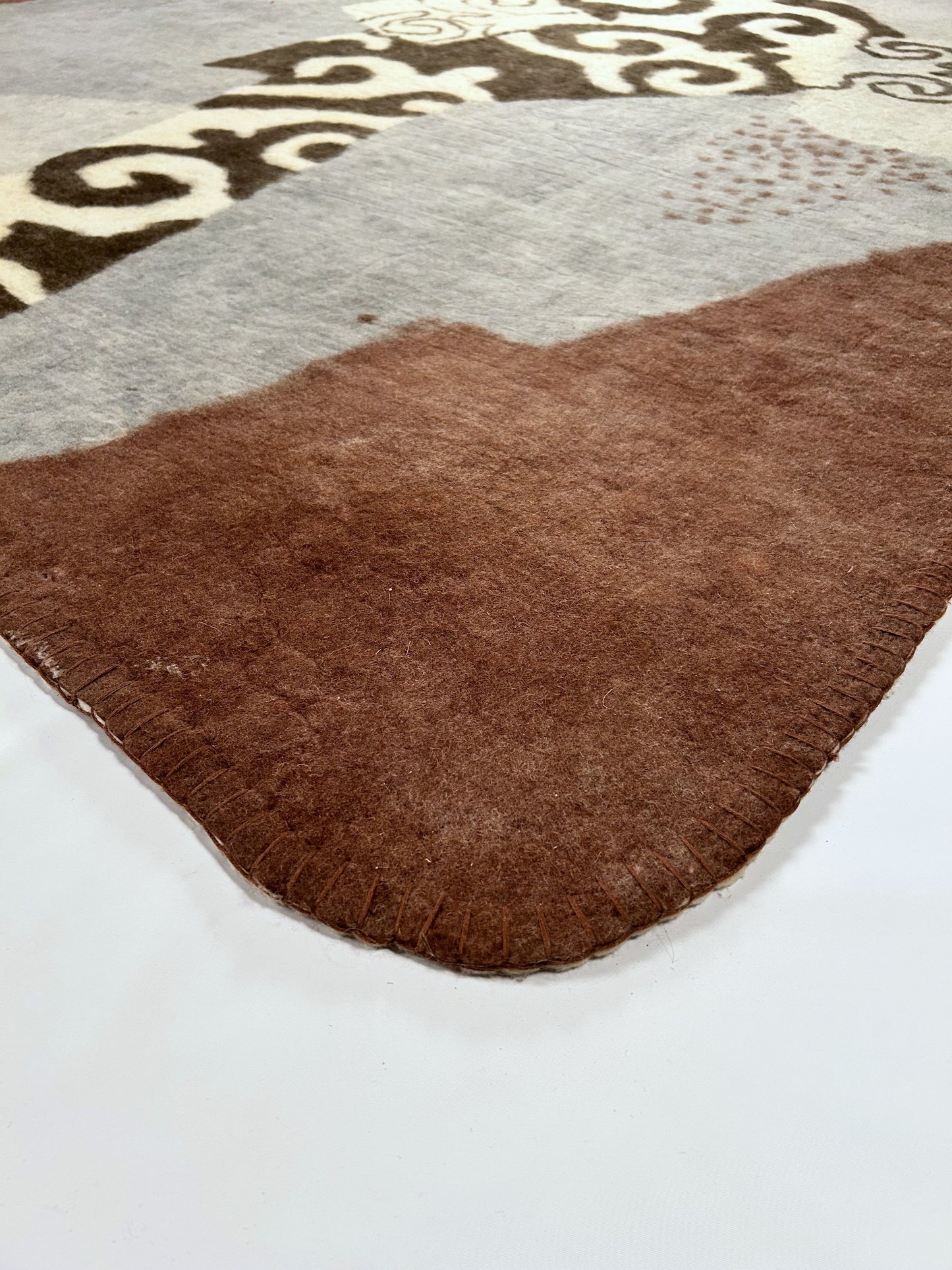 Felt Rug ( 8' x 8'.8" ) 44310