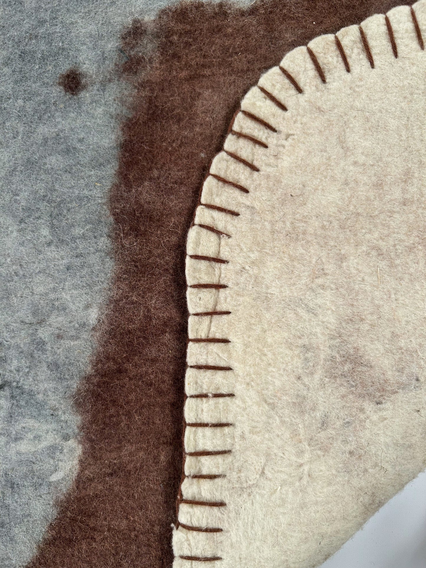 Felt Rug ( 8' x 8'.8" ) 44310