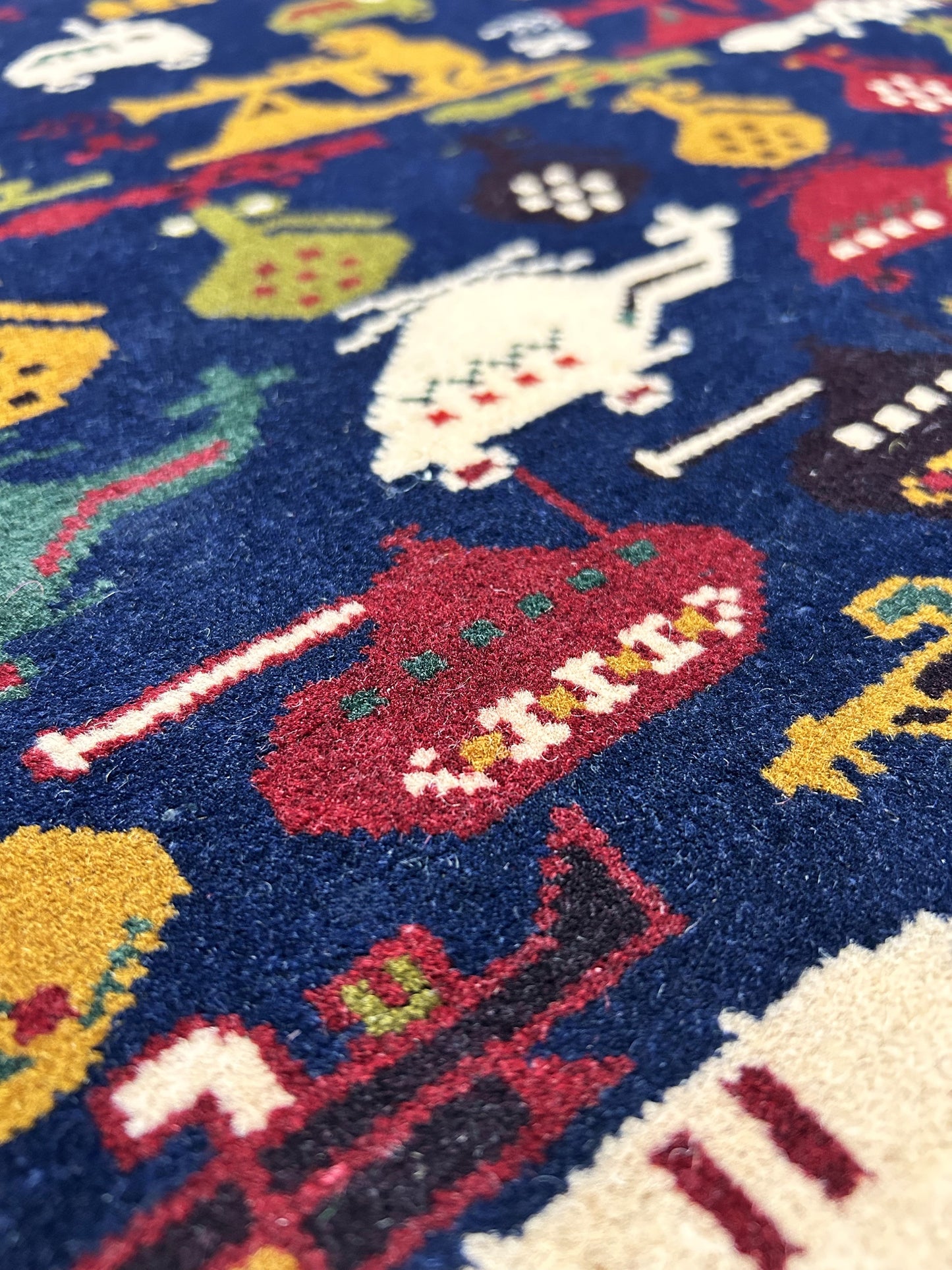 Vintage Anatolian Collection (3'.6" x 6'.3") 50159